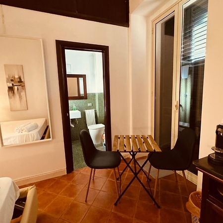 Swim Apartment Fronte Mare Катанія Екстер'єр фото